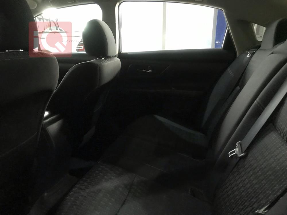 نيسان ألتيما